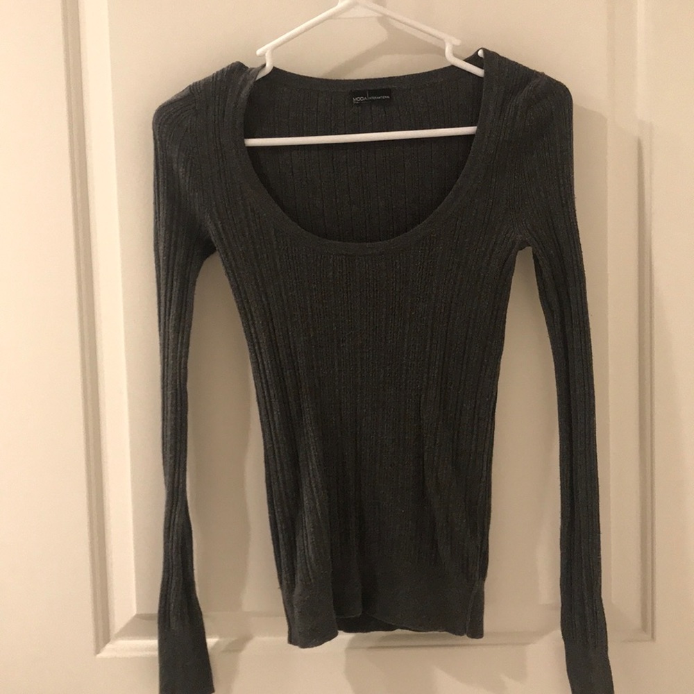 Grey sweater